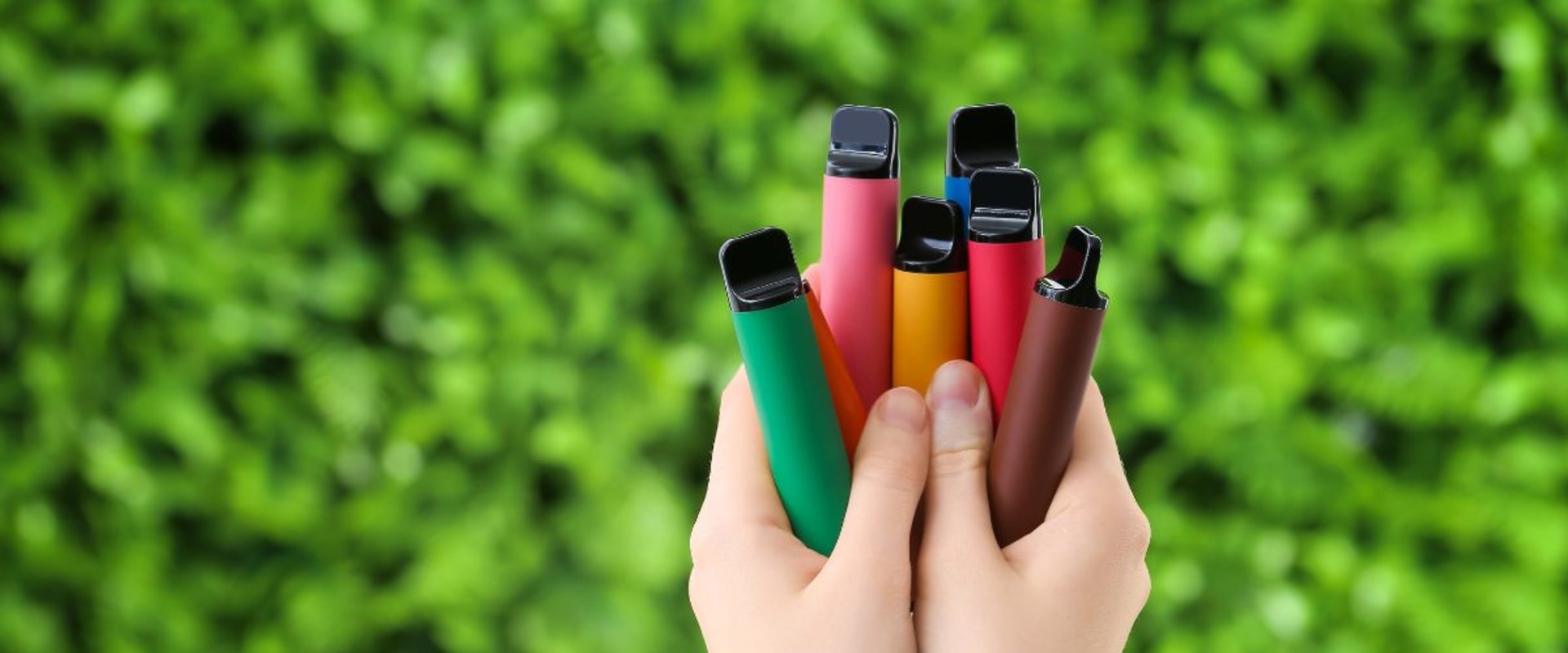 Are there any accessories available for a delta 8 disposable?